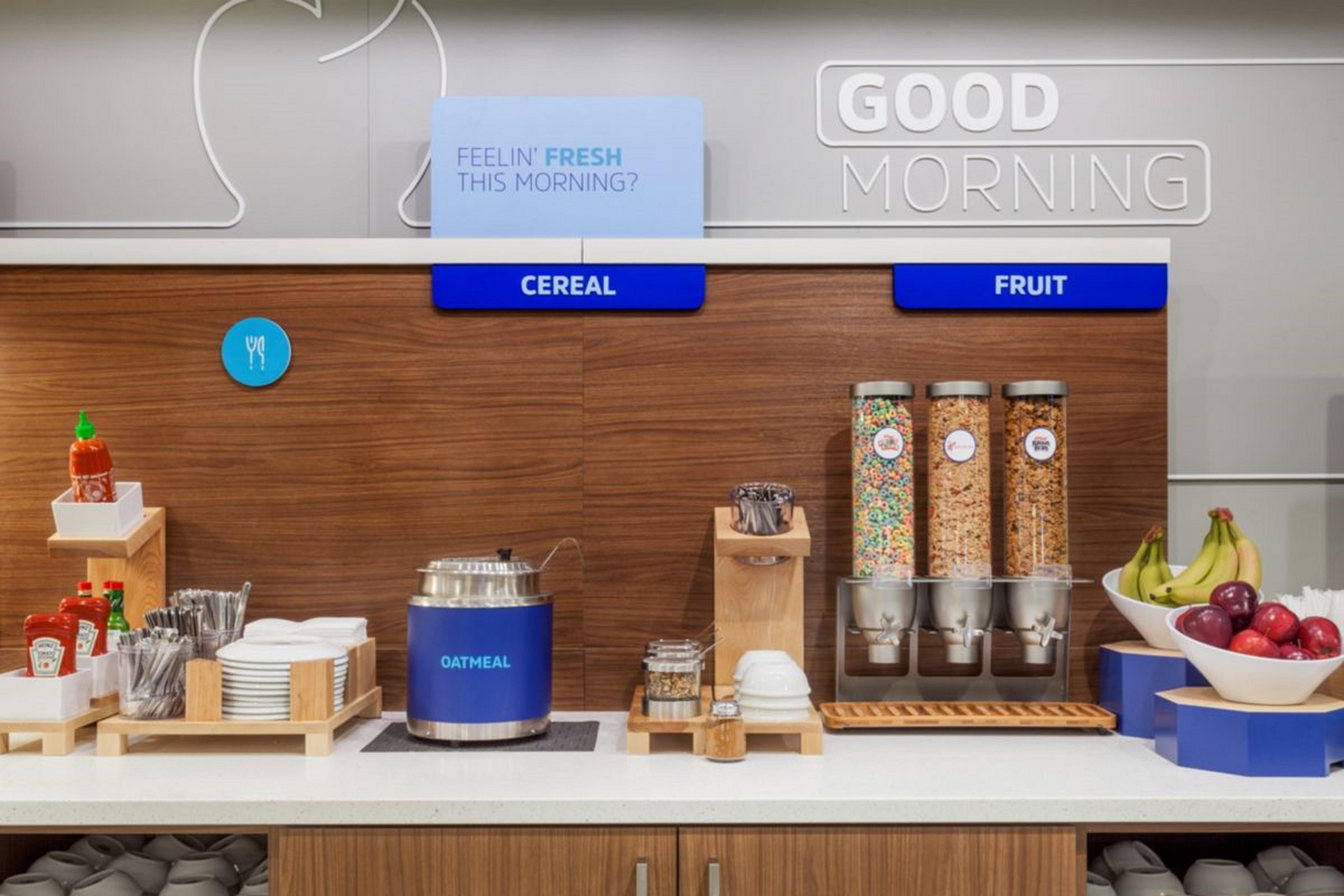 Holiday Inn Express & Suites Trinidad By Ihg Esterno foto