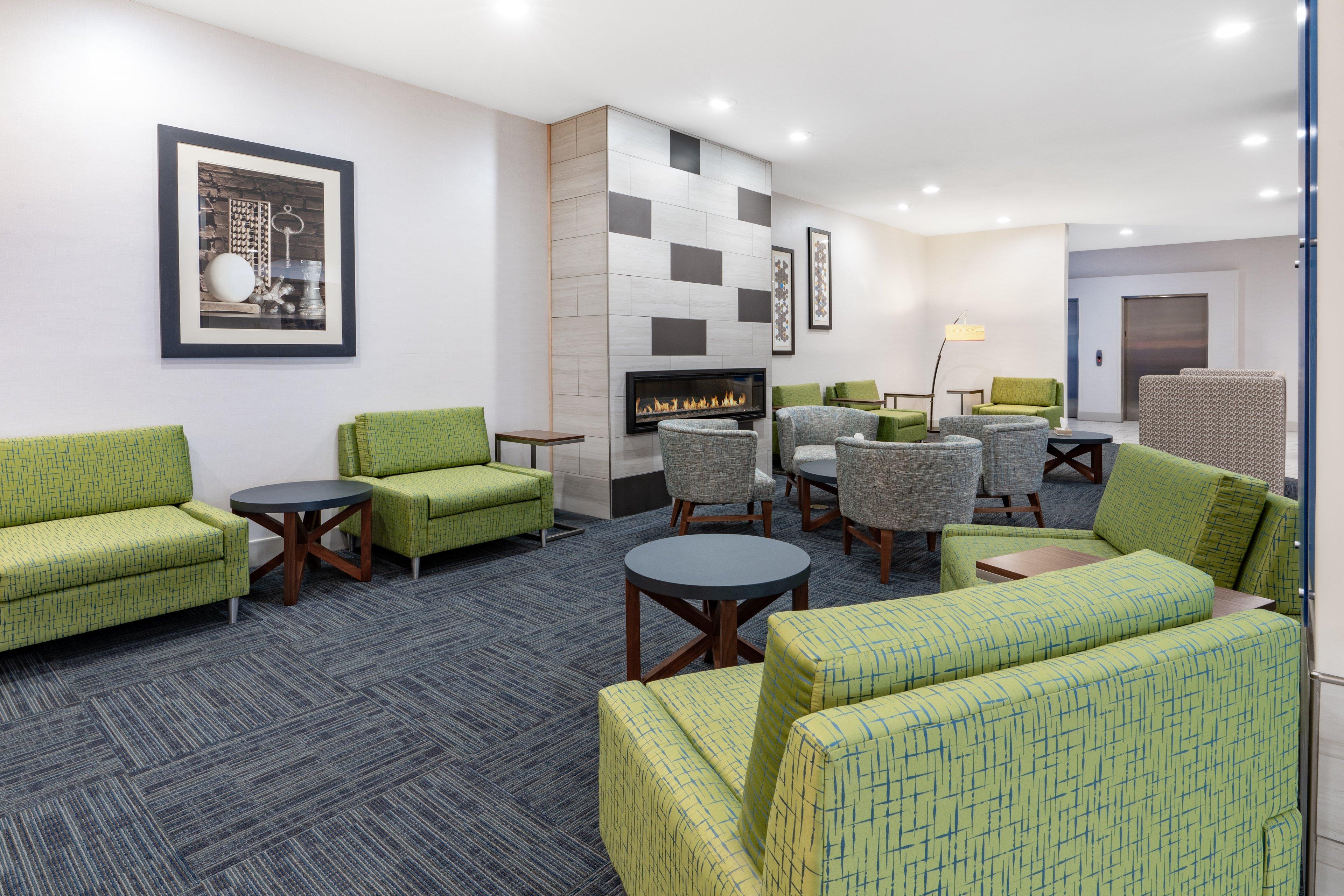 Holiday Inn Express & Suites Trinidad By Ihg Esterno foto