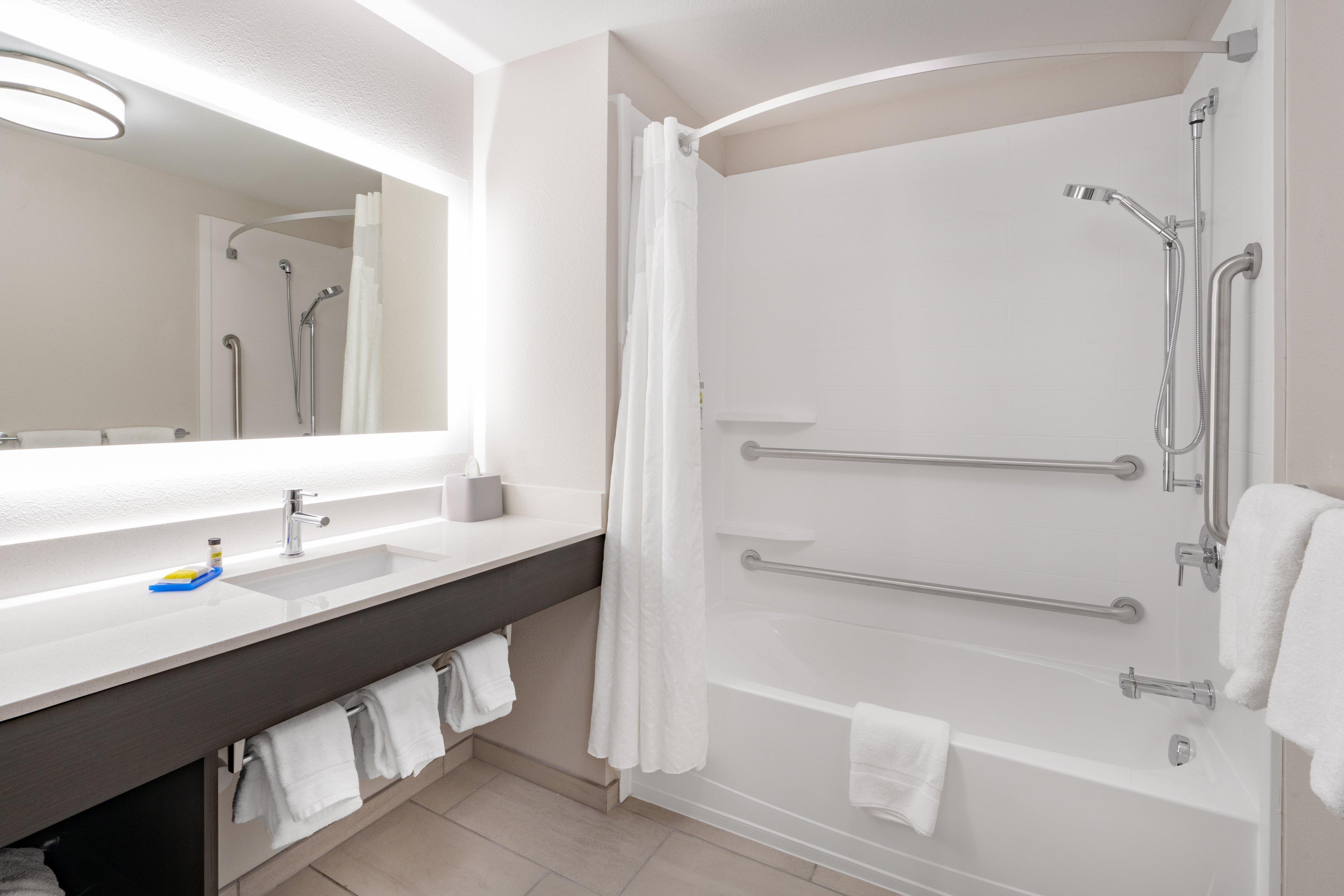 Holiday Inn Express & Suites Trinidad By Ihg Esterno foto