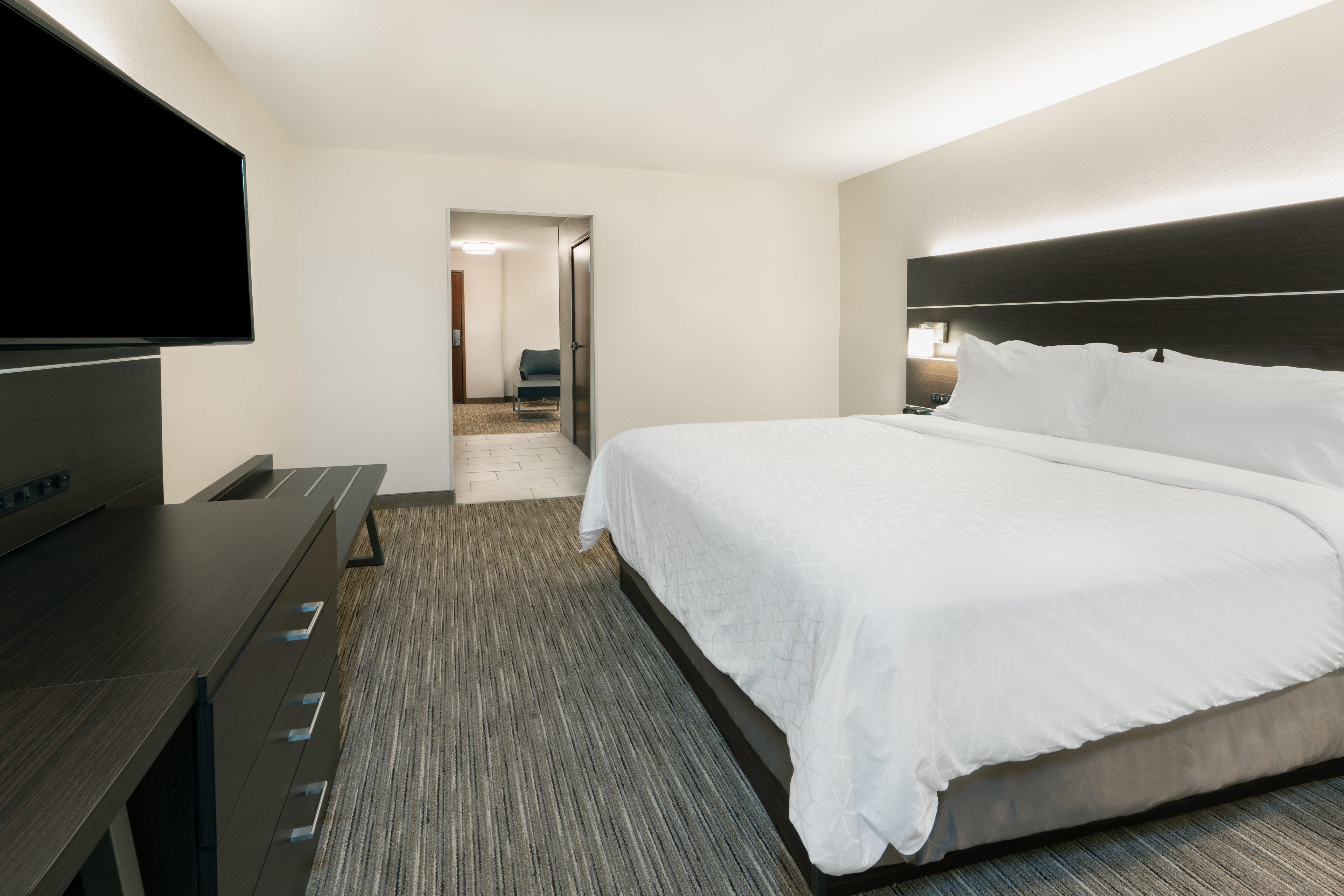 Holiday Inn Express & Suites Trinidad By Ihg Esterno foto